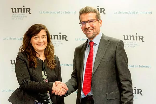Acuerdo de colaboración entre Linkia FP y Universidad Internacional de la Rioja (UNIR)
